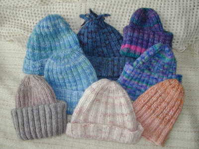Hats knit according to the pattern on this page
